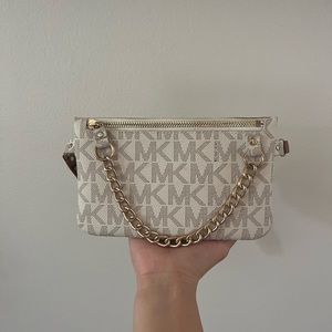 Michael Kors fanny